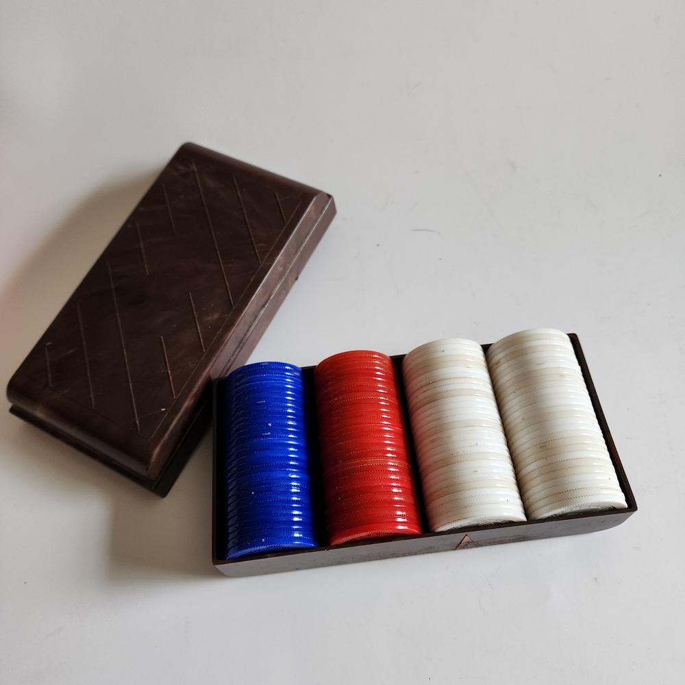 Vintage Poker Chips Set in Brown Bakelite Case - Red, White and‎ Blue Chips
